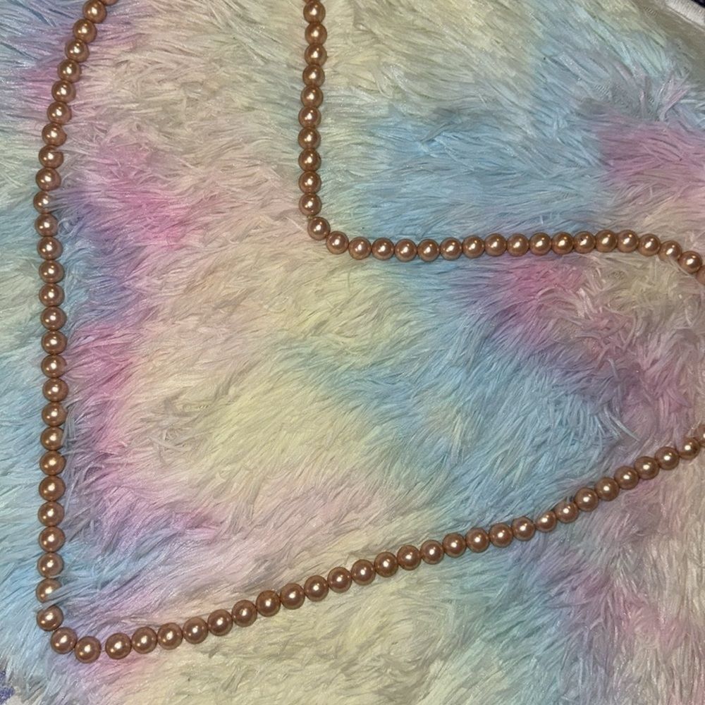 Rose gold  faux long pearl necklace - Picture 3 of 5